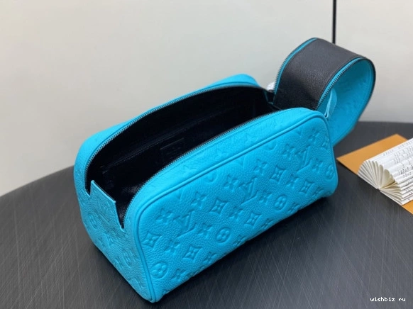 WIS KIT POUCH-28*15*16.5cm TOILET DOPP LOUIS VUITTON 1203